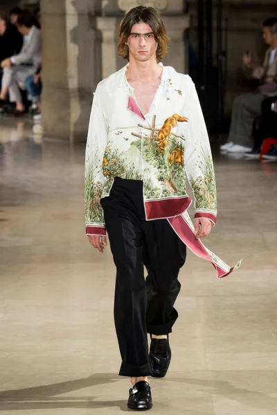 Look 5